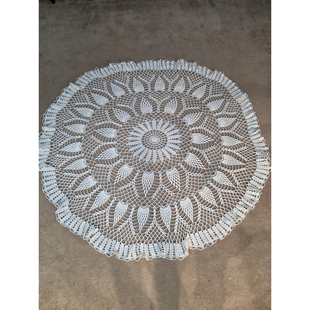 Vintage Handmade Crochet Round Lace Tablecloth Cream Cotton 55 Inch Doily